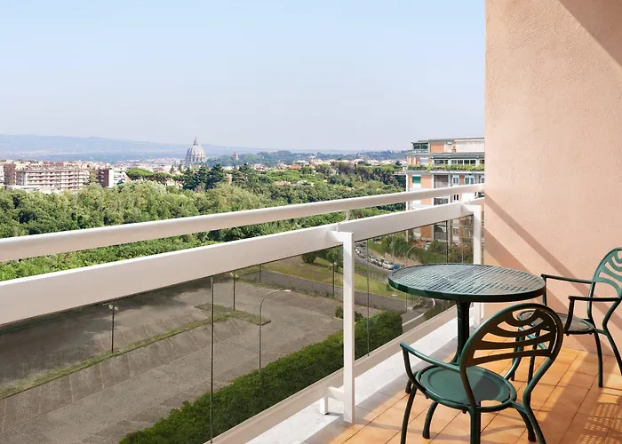 Courtyard By Marriott Park Rome