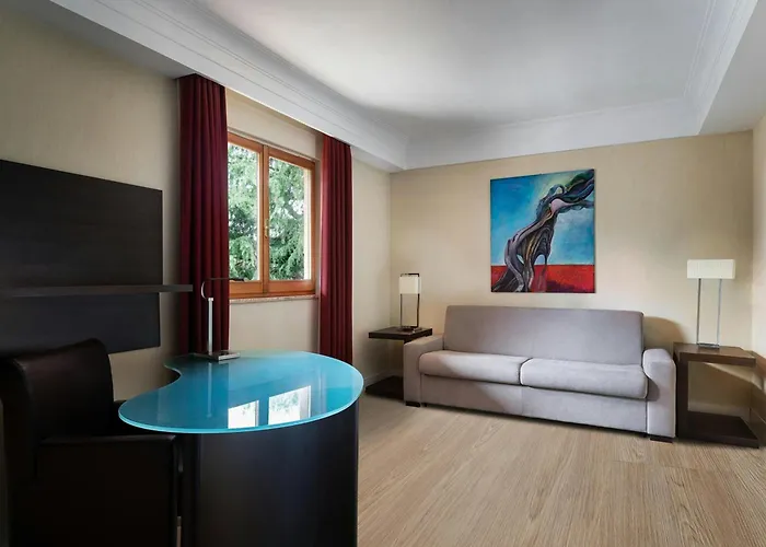 Courtyard By Marriott Park 4*