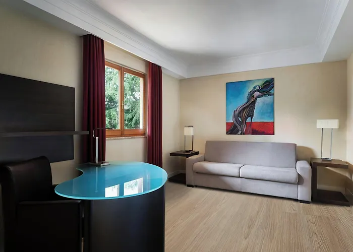 Szálloda Courtyard By Marriott Park Róma
