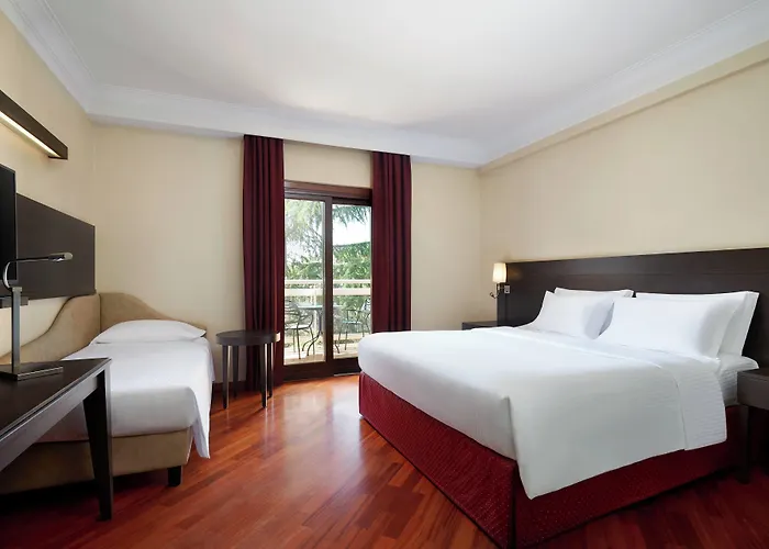 Courtyard By Marriott Park Szálloda 4*