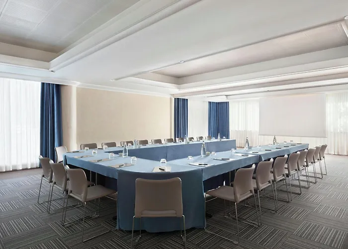 Hotel Courtyard By Marriott Park 4*