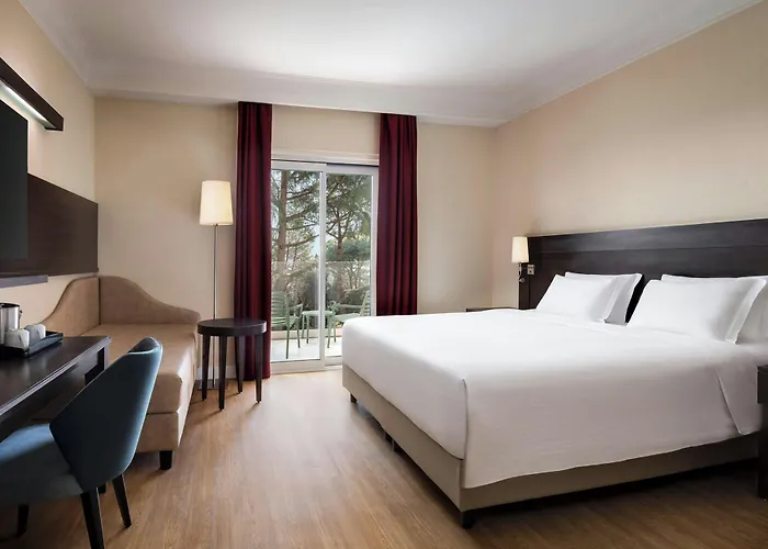 Hotel Courtyard By Marriott Park Rome