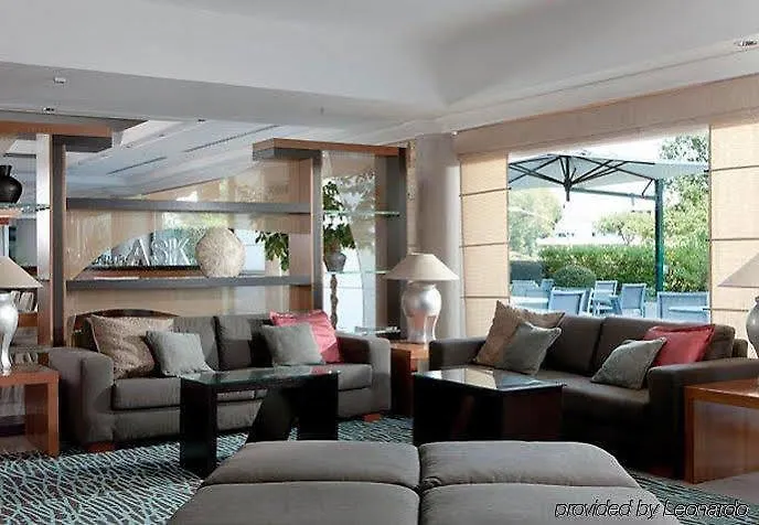 Otel Courtyard By Marriott Park 4*