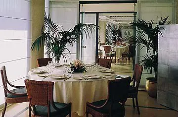 Hotel Courtyard By Marriott Park 4*